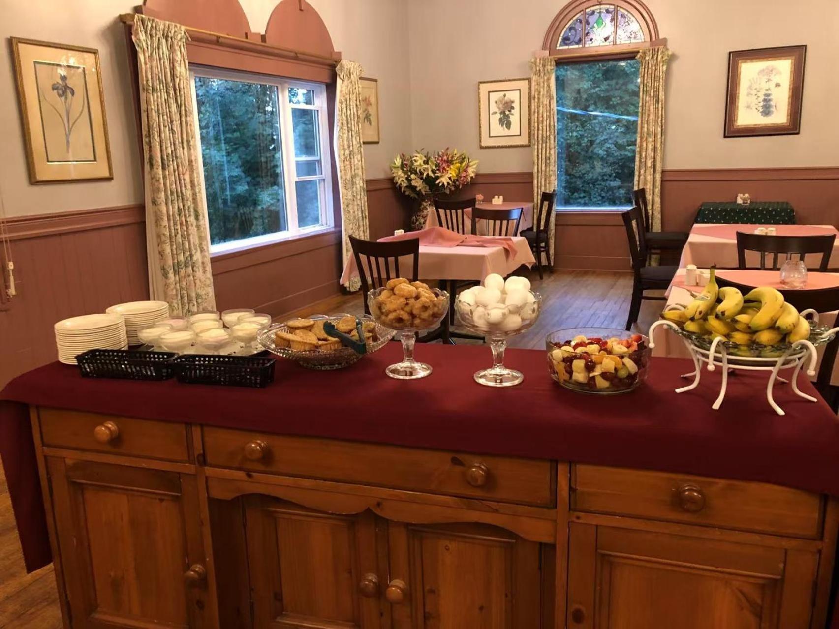 Braeside Country Inn Пикту Экстерьер фото
